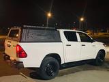 Toyota Hilux 2022 года за 19 000 000 тг. в Атырау – фото 3