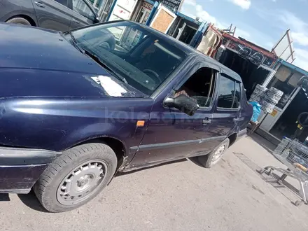 Volkswagen Vento 1994 года за 1 000 000 тг. в Астана – фото 2