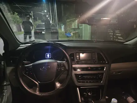 Hyundai Sonata 2015 года за 6 300 000 тг. в Алматы – фото 4