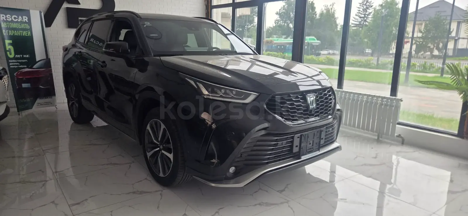 Toyota crown-kluger, 2025