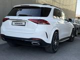 Mercedes-Benz GLE 450 2023 годаfor45 000 000 тг. в Шымкент – фото 3