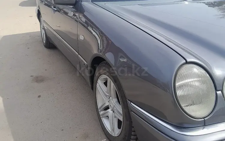 Mercedes-Benz E 280 1997 годаfor3 700 000 тг. в Алматы