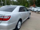 Toyota Camry 2017 года за 10 800 000 тг. в Петропавловск – фото 4