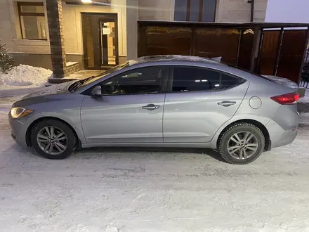 Hyundai Elantra 2017 года за 5 350 000 тг. в Караганда – фото 4