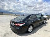 Toyota Camry 2018 годаfor14 900 000 тг. в Алматы – фото 2