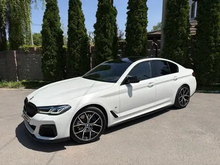 BMW 530 2023 года за 30 500 000 тг. в Алматы – фото 4