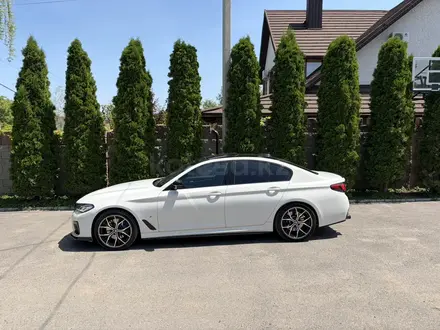 BMW 530 2023 года за 30 500 000 тг. в Алматы – фото 6