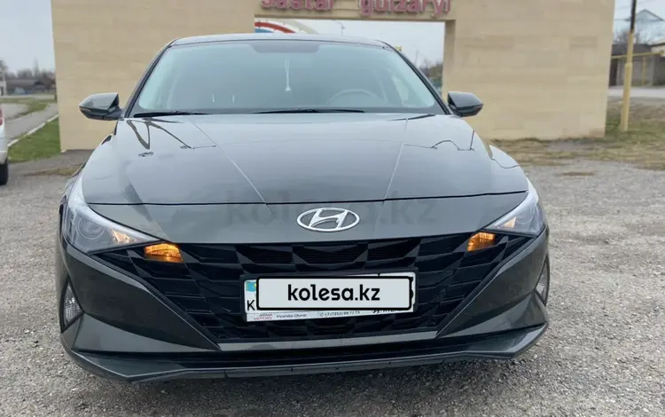 Hyundai Elantra 2023 годаfor9 999 000 тг. в Шымкент