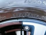 Комплект зимних шин BRIDGESTONE за 250 000 тг. в Семей – фото 2