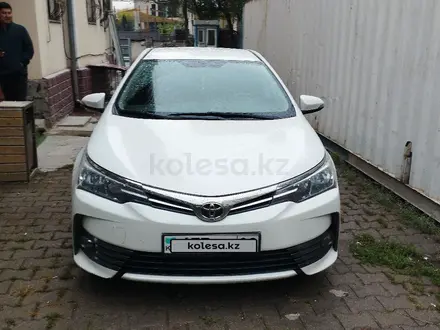 Toyota Corolla 2018 года за 7 200 000 тг. в Алматы – фото 3