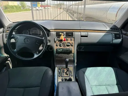 Mercedes-Benz E 280 2001 года за 4 300 000 тг. в Кызылорда – фото 9