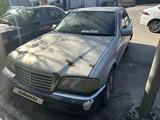 Mercedes-Benz C 280 1997 годаүшін750 000 тг. в Алматы – фото 3