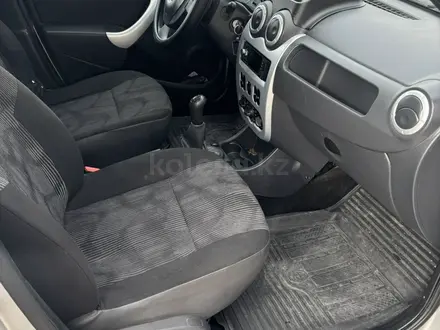 Renault Logan 2014 года за 2 850 000 тг. в Актау – фото 4