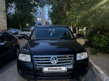 Volkswagen Touareg 2003 года за 4 200 000 тг. в Жезказган – фото 12