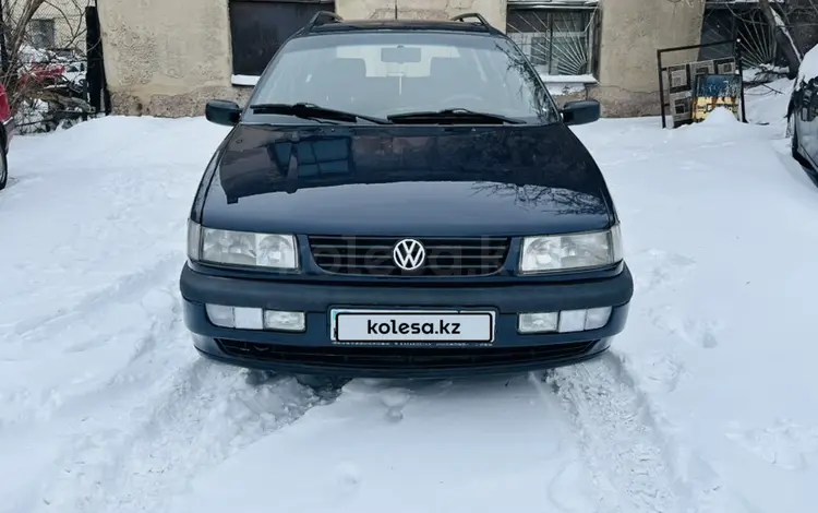 Volkswagen Passat 1996 годаүшін2 750 000 тг. в Караганда