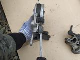 Педаль газа тормоза и ручника W210 E280үшін5 000 тг. в Караганда – фото 2