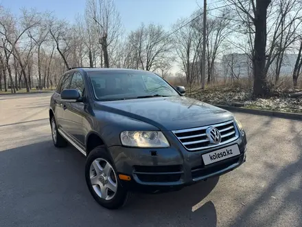 Volkswagen Touareg 2005 года за 4 400 000 тг. в Алматы