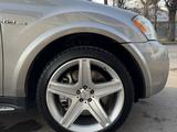 Mercedes-Benz ML 63 AMG 2006 годаfor13 500 000 тг. в Алматы – фото 5