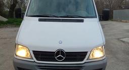 Mercedes-Benz Sprinter 2014 года за 10 490 000 тг. в Алматы – фото 2