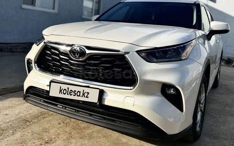 Toyota Highlander 2021 года за 19 000 000 тг. в Атырау