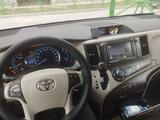 Toyota Sienna 2011 года за 7 800 000 тг. в Астана