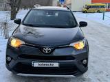 Toyota RAV4 2017 годаfor10 500 000 тг. в Актобе – фото 5