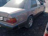 Mercedes-Benz E 200 1993 года за 1 700 000 тг. в Сатпаев – фото 5