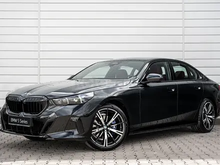 BMW 530 XDrive 2026 года за 59 080 868 тг. в Астана
