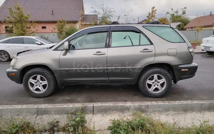 Lexus RX 300 2000 годаfor5 600 000 тг. в Алматы