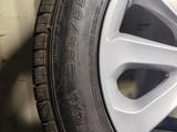 255/55 R20 Комплект шин с дисками состояние хорошее за 400 000 тг. в Алматы – фото 3