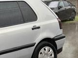 Volkswagen Golf 1998 года за 1 800 000 тг. в Шымкент – фото 3