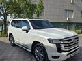 Toyota Land Cruiser 2021 года за 40 000 000 тг. в Астана