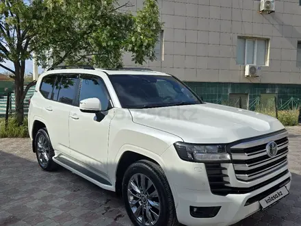 Toyota Land Cruiser 2021 года за 40 000 000 тг. в Астана