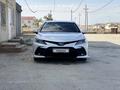 Toyota Camry 2022 года за 15 500 000 тг. в Актау – фото 3