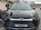Chevrolet Tracker 2023 года за 9 500 000 тг. в Алматы – фото 2