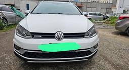 Volkswagen Golf 2017 годаfor9 000 000 тг. в Астана – фото 2