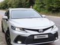 Toyota Camry 2022 годаүшін16 300 000 тг. в Уральск – фото 2