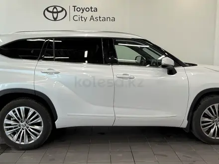 Toyota Highlander Luxe 2022 года за 25 800 000 тг. в Астана – фото 18