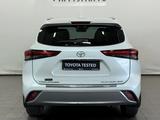 Toyota Highlander Luxe 2022 годаүшін25 800 000 тг. в Астана – фото 4