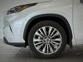 Toyota Highlander Luxe 2022 года за 25 800 000 тг. в Астана – фото 17