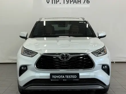 Toyota Highlander Luxe 2022 года за 25 800 000 тг. в Астана – фото 5
