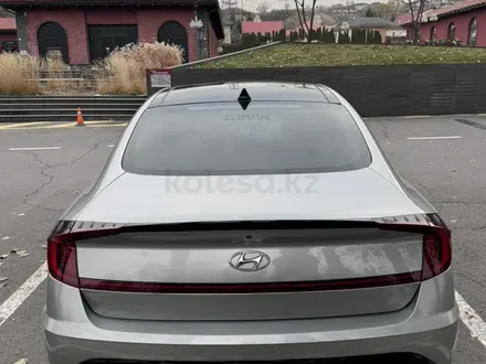 Hyundai Sonata 2021 года за 13 900 000 тг. в Алматы – фото 5