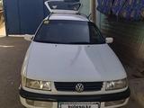 Volkswagen Passat 1994 года за 1 800 000 тг. в Шымкент – фото 2