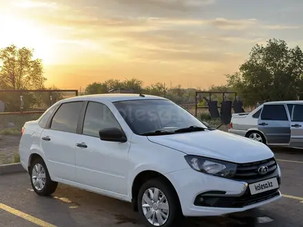 ВАЗ (Lada) Granta 2190 2021 года за 2 850 000 тг. в Караганда – фото 2