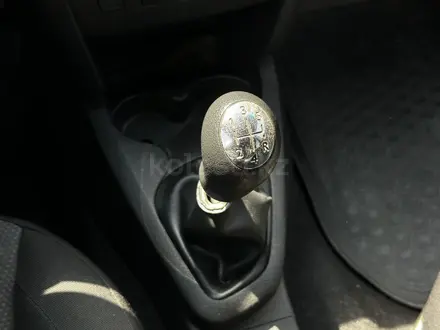 Renault Logan 2020 года за 3 990 000 тг. в Актобе – фото 9