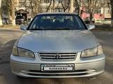 Toyota Camry 2001 года за 3 600 000 тг. в Тараз