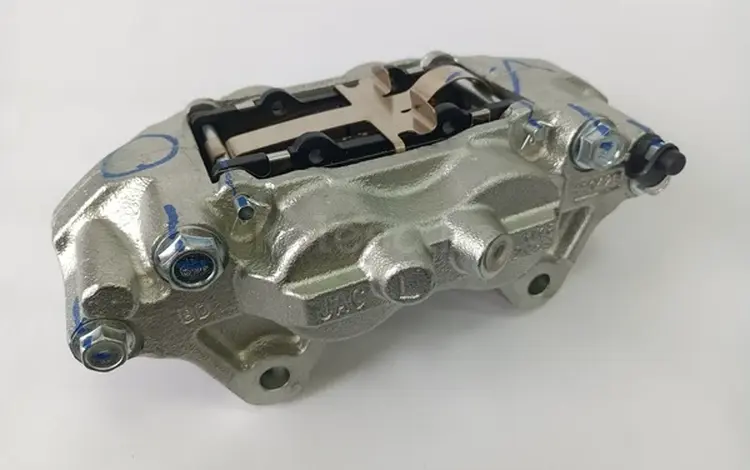 Суппорт тормозной передний левый в сборе JAC T6 (2015 — н. В.) за 2 000 тг. в Алматы