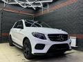 Mercedes-Benz GLE 400 2015 года за 20 000 000 тг. в Актобе