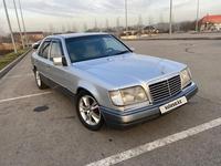 Mercedes-Benz E 200 1993 года за 1 500 000 тг. в Алматы