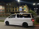 Toyota Alphard 2005 года за 3 900 000 тг. в Уральск